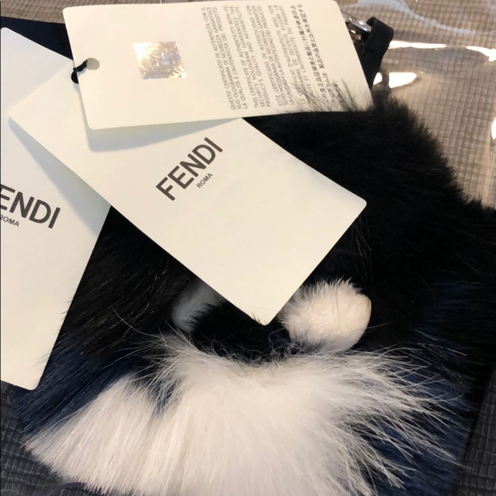 Fendi Fur Flower Bag Charm - Picture 5 of 8